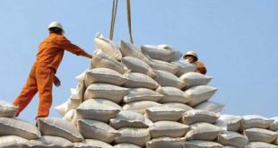 دبیر انجمن واردکنندگان برنج گفت: واردکنندگان برنج، هفته گذشته با وزارت کشاورزی به توافق رسیده‌اند تا ثبت سفارش را از ابتدای هفته جاری برای واردات برنج آغاز کنند.